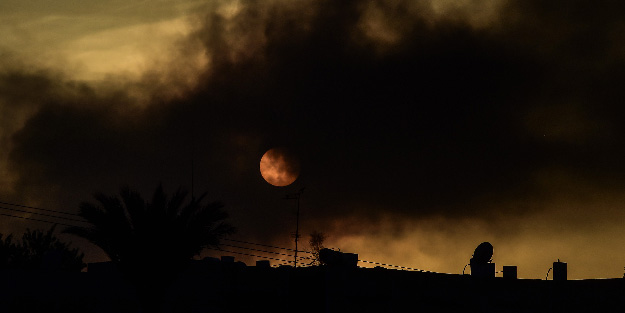İsrail bombardımana tuttu! Gazze'de dumanlar gökyüzünü kapladı
