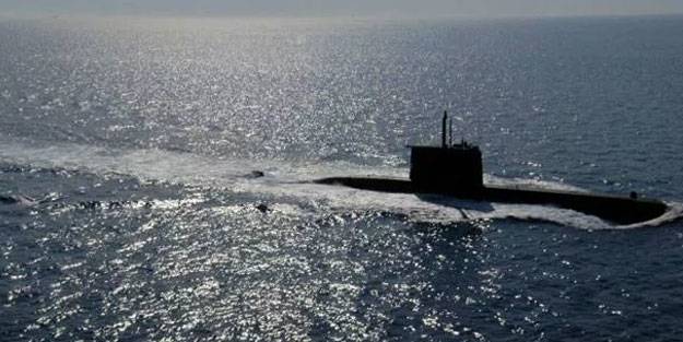 İsrail denizaltısı Kızıldeniz'e ulaştı! İran'dan sert açıklama