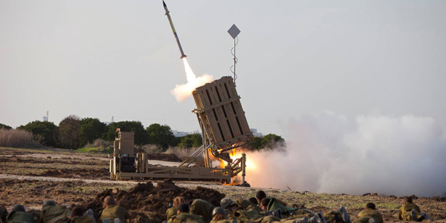 İsrail dünyaya rezil oldu! Kendilerini vurdular