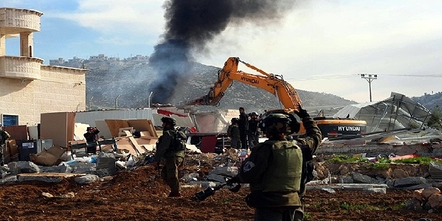 İsrail o su depolarını yıkacak!