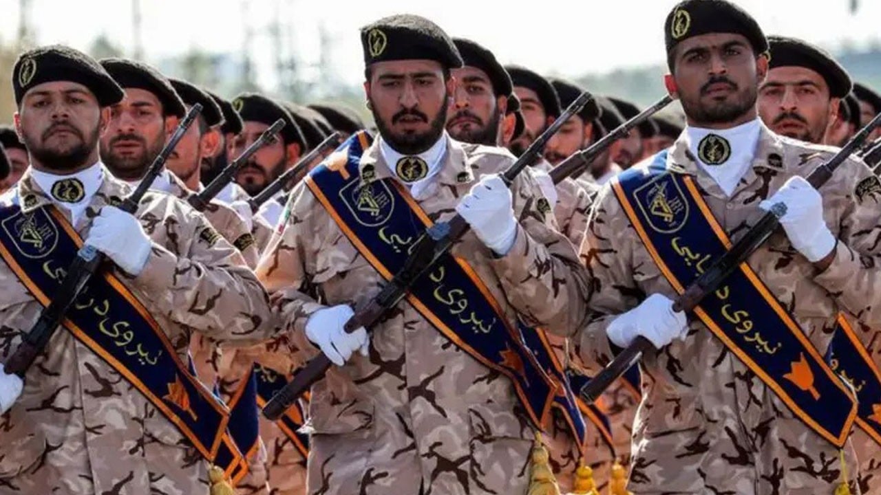 İsrail, Fransa’dan yardım istedi: AB, Devrim Muhafızlarını terör örgütü ilan etsin!