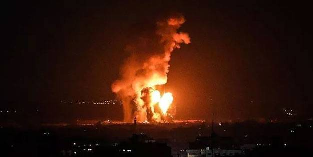 İsrail Gazze Şeridi'ne saldırdı