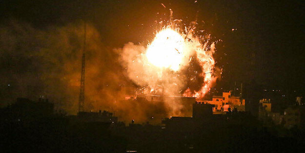 İsrail, Gazze'de katliam yaptı