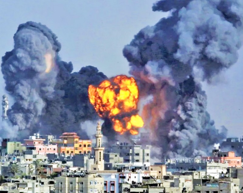 İsrail, Gazze’de yine sivil yerleşim yerini vurdu: Çok sayıda ölü var