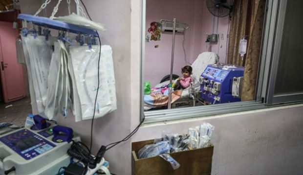 İsrail Gazzelilerin 'yaşamasını' engelliyor