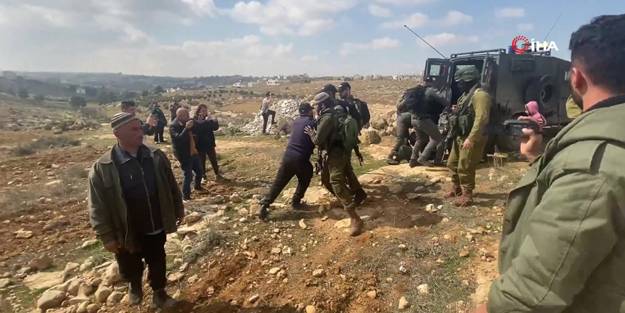 İsrail güçleri hem evlerini yıktı hem gözaltına aldı