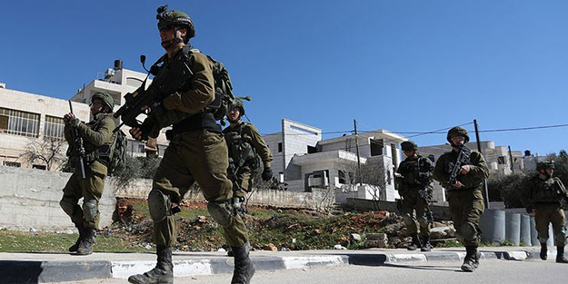 İsrail, Hamas yöneticilerini gözaltına aldı