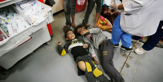 İsrail hukuk tanımıyor! Gazze'de hastaneyi vurdu