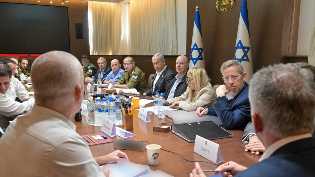 İsrail hükümeti, Gazze'de ateşkes ve esir takası anlaşmasını onayladı