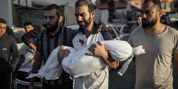 İsrail kana doymuyor! 1524'ü çocuk 3 bin 785 kişi şehid oldu!