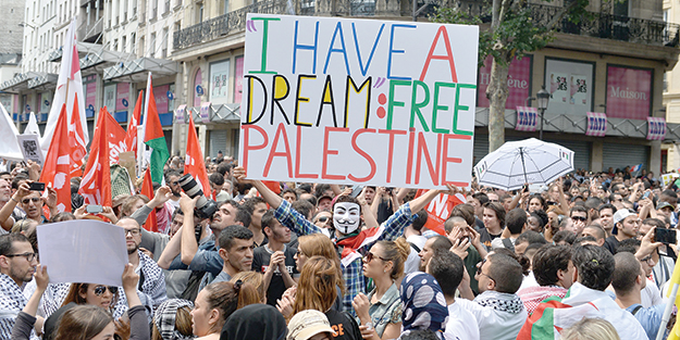 İsrail karşıtı gösteri hapis cezası getirdi!