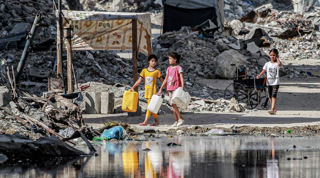 İsrail katliamlarından kurtulan çocuklar da tehlikede! Gazze'deki atık sularda korkunç tespit