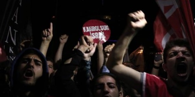 İsrail Konsolosluğu önünde protesto