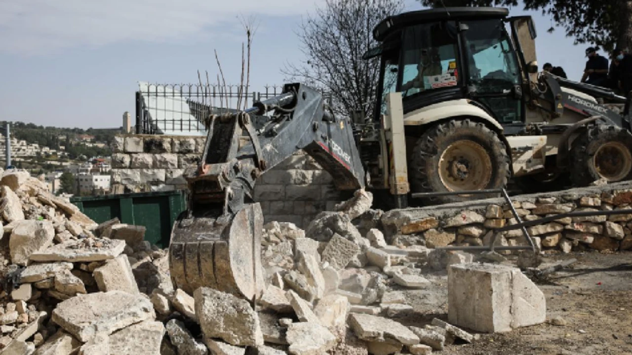 İsrail, Kudüs’teki Şeyyah Camisi’ni yıktı!