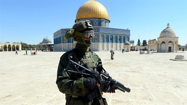 İsrail Mescid-i Aksa'nın muhafızlarından Ermile'yi gözaltına aldı