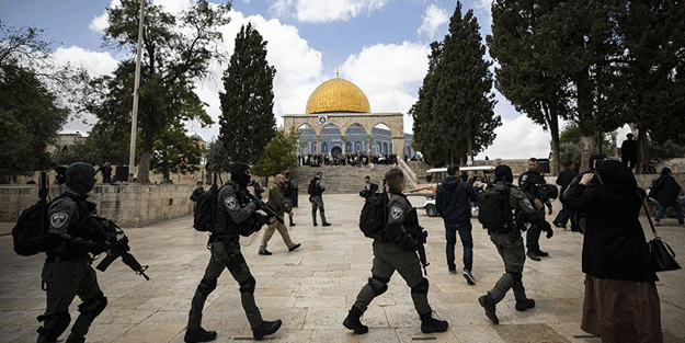 İsrail Mescid-i Aksa'ya 1 senede 48 bin baskın düzenledi