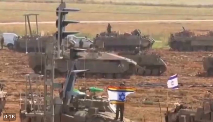 İsrail ordusu içindeki topçu askerler LGBT bayrağı açtı Lut kavminin çocukları