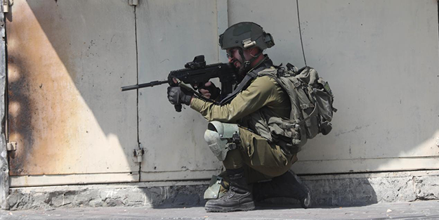 İsrail ordusunun baskınları nedeniyle Filistin’in El Halil kentinde okullar tatil edildi