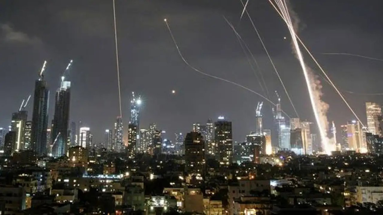 İsrail şaka maka fena sıkıştı: İngiltere'ye İran'ın saldırılarının önlenebilmesi için uluslararası koalisyon yap çağrısı