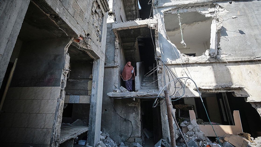 İsrail saldırılarında Gazze'de hayatını kaybeden Filistinlilerin sayısı 248'e yükseldi