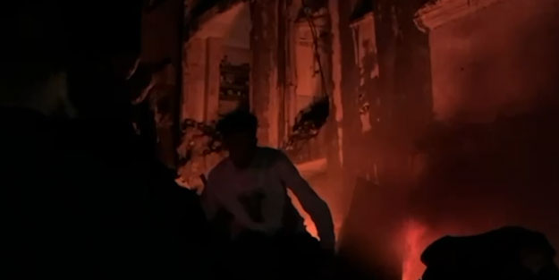 İsrail savaş uçakları mülteci kampını bombaladı