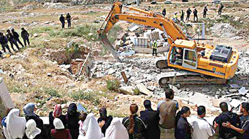 İsrail, şimdi de bir köyü toptan yıkacak
