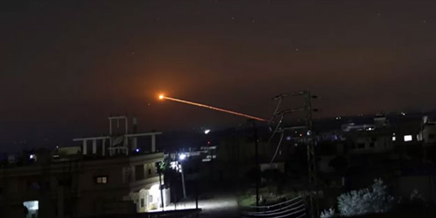 İsrail Suriye'ye saldırdı