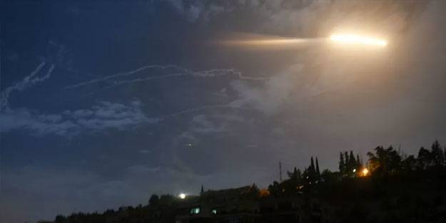 İsrail Suriye'ye saldırdı