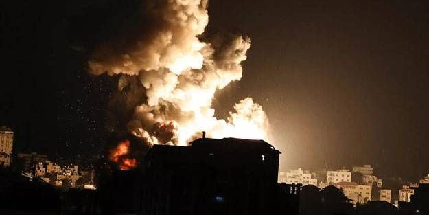 İsrail uçakları Gazze Şeridi'ne hava saldırısı düzenledi