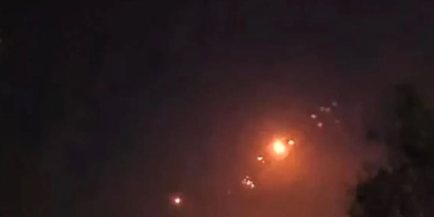 İsrail üssüne peş peşe füze saldırısı!