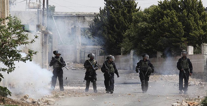 İsrail, Yahudi yerleşim birimlerine karşı yapılan gösterilere müdahale etti