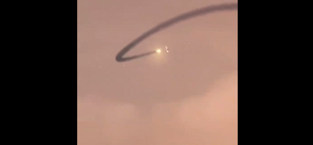 İsrail yalanlamıştı ama görüntüler ele verdi! İsrail F-35 savaş uçağının vurulduğu anlar…