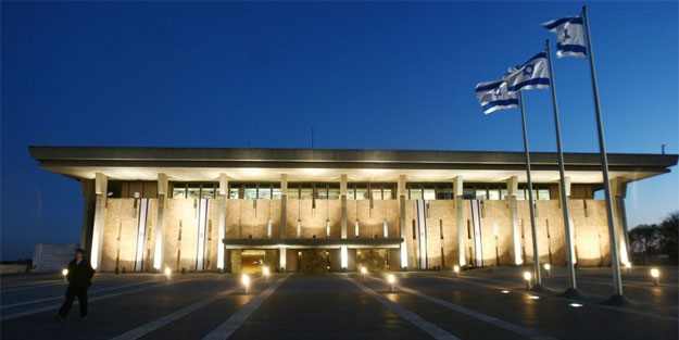 İsrail'den Filistinlileri Suriye'ye sürecek yasa!