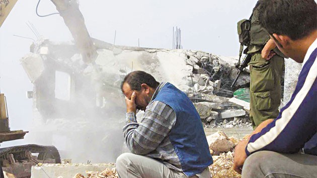 İsrail yıkıyıor dünya seyrediyor