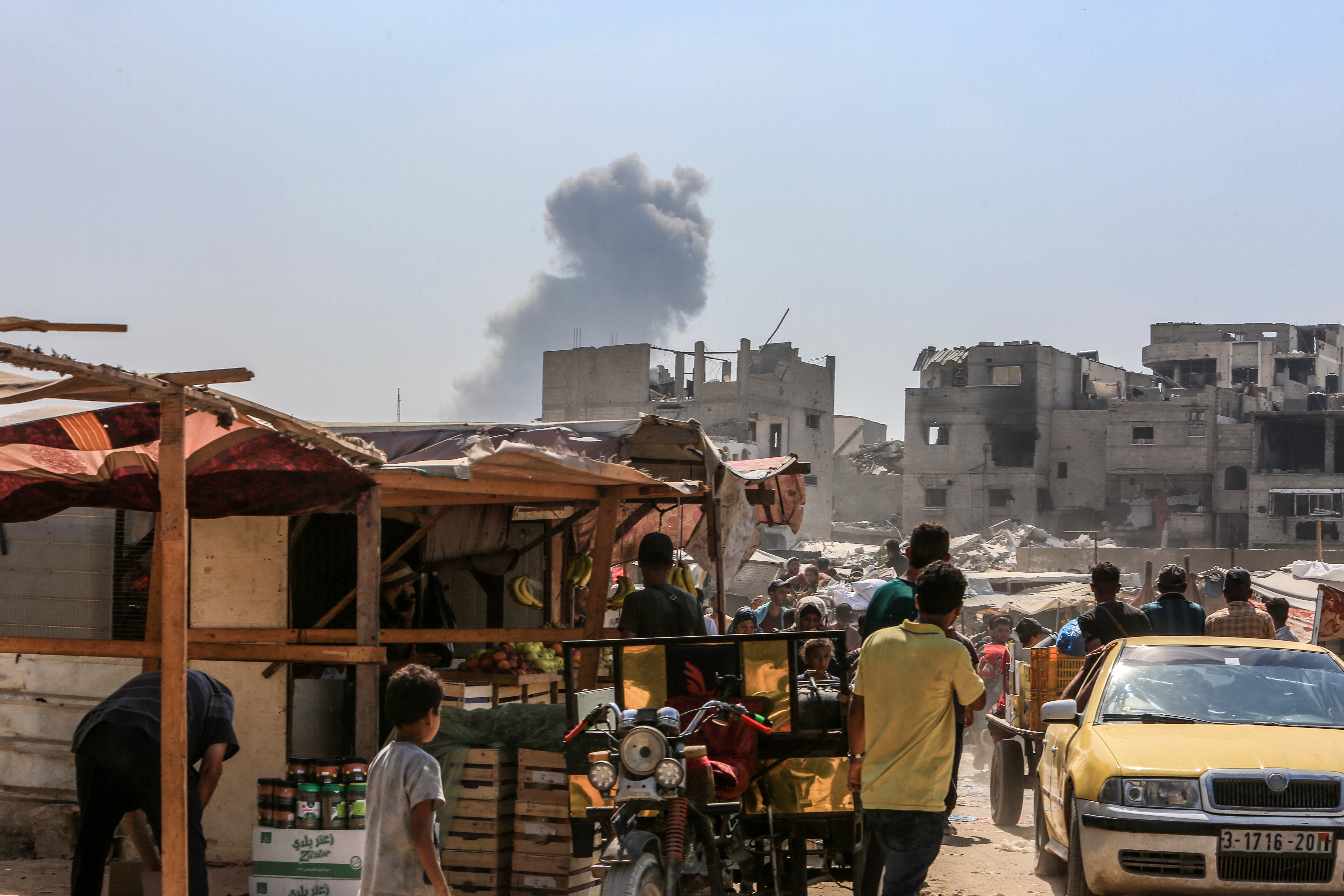 İsrail yine "güvenli bölge"yi vurdu!