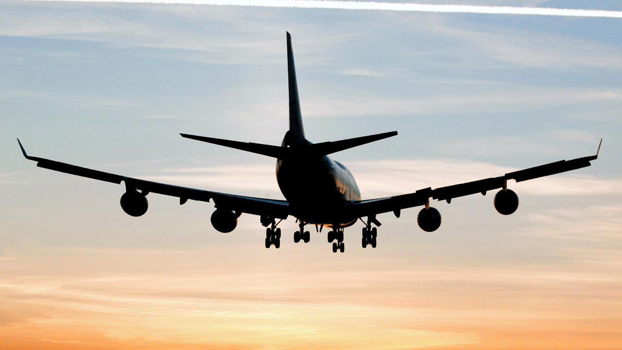 İsrail yolcu uçağını vurdu