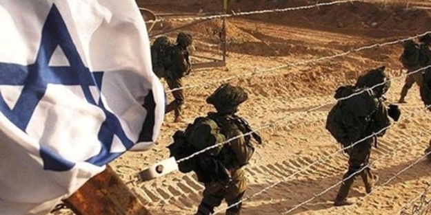  İsrailli yerleşimciler camiye saldırdı