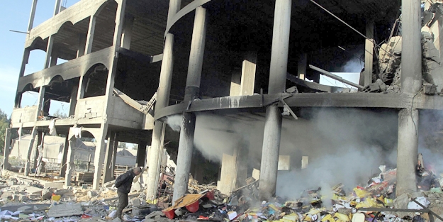 İsrail, Gazze’yi yine vurdu