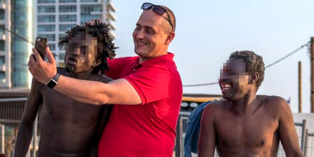 İsrail'de skandal olay! 'Sen benim için aşağılıksın, beni eğlendir'