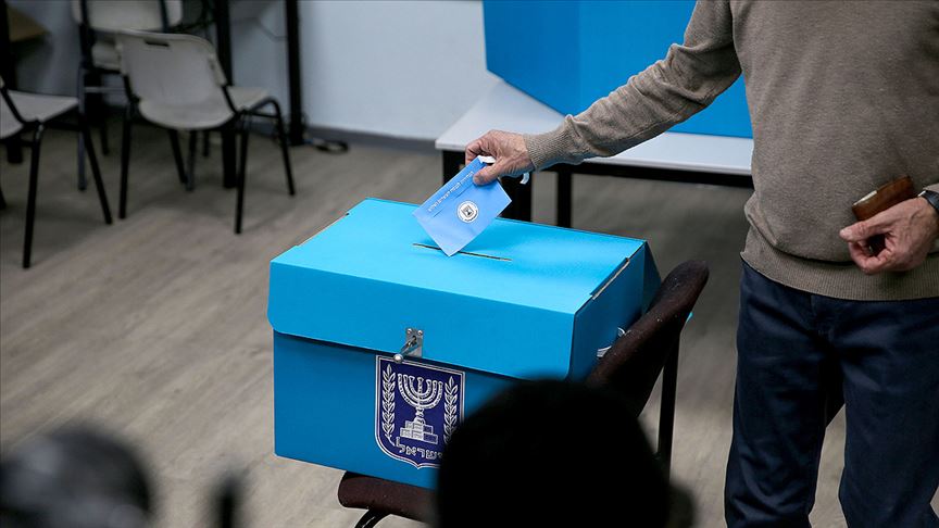 İsrail'deki seçimin ilk sonuçlarından yeni bir koalisyon gözüküyor