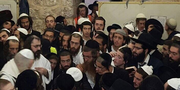 İsrail'deki siyasi kriz Yahudi yerleşimcileri korkuttu