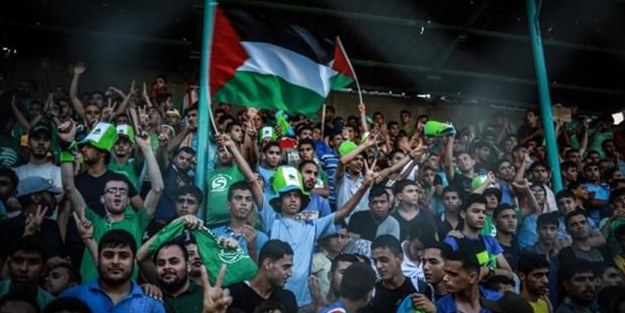 İsrail'den Filistin'e futbol engeli
