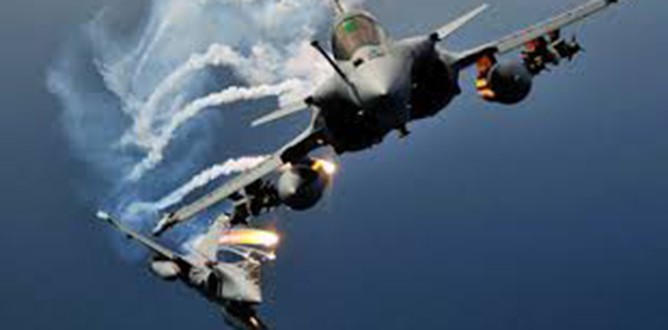 İsrail’den Gazze’ye 16 hava saldırısı