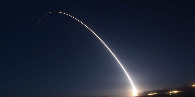 İsrail'e İran'dan 200'den fazla insansız hava aracı, seyir füzesi ve balistik füze gönderildi