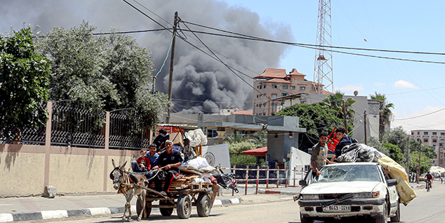 İsrail'e tepki yağıyor! 'Bölgedeki barışı tehdit ediyorlar'