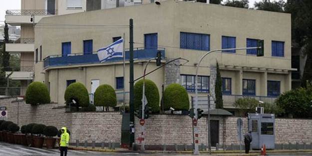 İsrail'in Atina Büyükelçiliği'ne saldırı