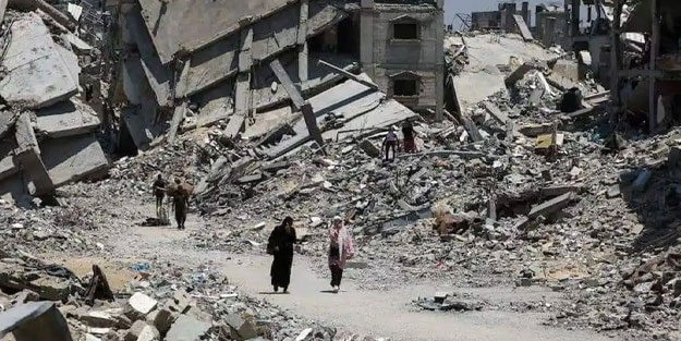 İsrail’in Gazze Şeridi’ndeki saldırılarında 10 Filistinli şehit oldu