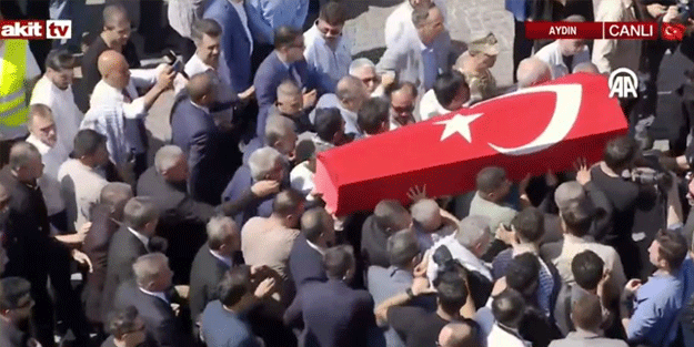 İsrail'in katlettiği Ayşenur Ezgi Eygi toprağa veriliyor