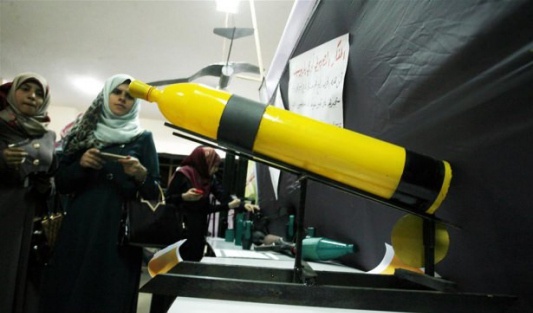 İsrail’in katliam silahları halka gösterildi