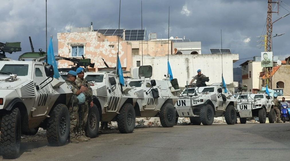 İsrail’in Merkava tankları barış gücünü vurdu! İsrail tansiyonu artırıyor